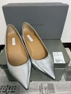 UNITED ARROWS ポインテッドトゥ パンプス シルバーのサムネイル