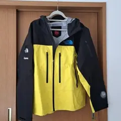 未使用　即発送Supreme×NorthFace マウンテンパーカー