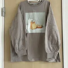 Samansa Mos2グレー バルーンスリーブ オーバーサイズプリントTシャツ