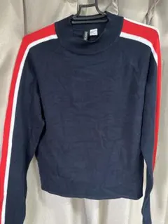 H&M DIVIDED 長袖 ニット ネイビー レッド ホワイトのサムネイル