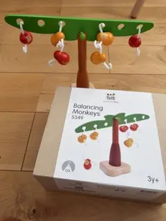 PlanToys balancing monkeys　木製知育玩具