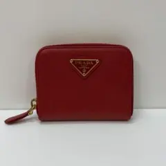 【今週末限定値下げ・美品】PRADA 1ML018二つ折り財布ボルドー 昨年購入 今週末限定値下げ・美品】PRADA 1ML018二つ折り財布ボルドー 昨年購入