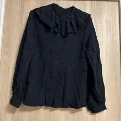 ケープカラーブラウス