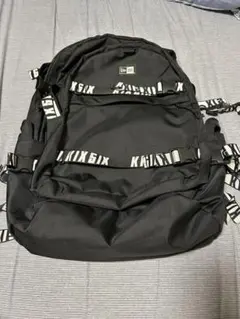 【新品】NEW ERA KIX SIX URBAN PACK黒 33L リュック Amazon.co.jp: KIXSIX×NEW ERA バックパック33L ブラック