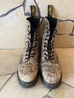 2026年最新】dr.martens イングランド製 10ホールの人気アイテム