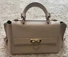 フェラガモ Salvatore Ferragamo バッグのサムネイル
