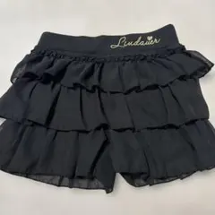 フリル付き黒ショートパンツ 140サイズ