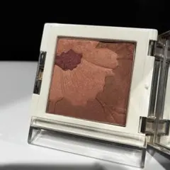 CLINIQUE フレッシュブルーム 04 プラムポピーのサムネイル