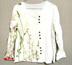 刺繍入りホワイト長袖シャツ Mサイズ