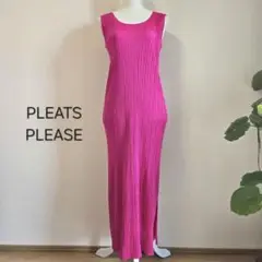 プリーツロングワンピース