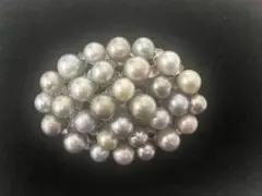 グレー系パール 花形ブローチ ケース付き