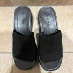 黒 カンドウフィットニットサンダル　ローリーズファーム　L
