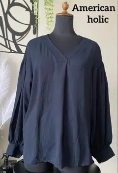 AMERICAN HOLIC Vネックバックギャザー　ブラウス　ネイビー