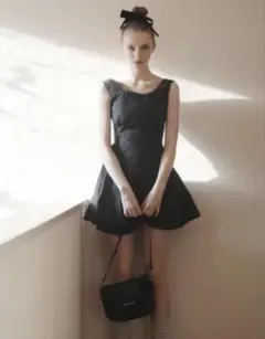 Item thumbnail for item 082b0eac-f807-4477-a2f7-4b416bee888c