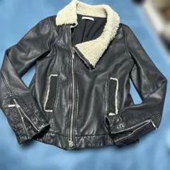 Item thumbnail for item d8d6ecff-fc18-4cac-afea-b9df954e411f