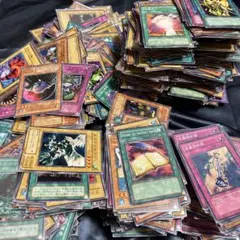 遊戯王OCG デュエルモンスターズ 大量まとめ売り 2000枚以上 - メルカリ