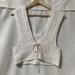 GU ニットビスチェ
