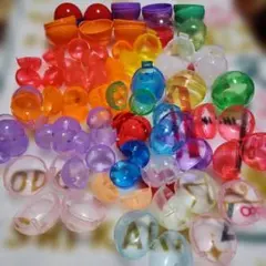 ガチャガチャ　空カプセル