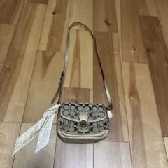 【値下げ】COACH コーチ ショルダーバッグ　スカーフ付き　ゴールド