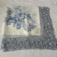 宇野千代 青い花柄 シルクハンカチのサムネイル