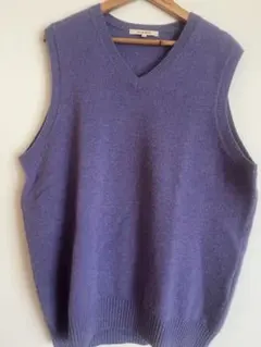 UNIQLO LAMBS WOOL パープル Vネック ニットベストのサムネイル