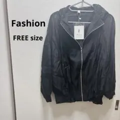 新品、未使用　Fashionブラック フード付きジャンパー　FREE size