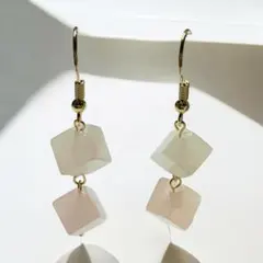 ローズクォーツのゆらゆらピアス