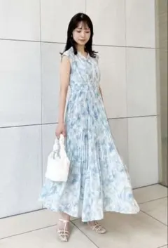 線画フラワーフリルプリーツワンピース ココディール 花柄 ひまわり
