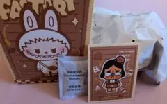 POPMART コーヒーファクトリー CRYBABY ぬいぐるみペンダント