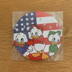 【新品】ディズニー　ディズニーストア　レトロ　　ドナルド　缶バッジ　送料込み