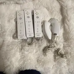 Wiiリモコン3個とヌンチャク2個セット