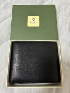 CYPRIS 二つ折り財布 ブラック　極美品のサムネイル