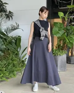 マディソンブルー　フレアスカート SATIN MAXI FLARE SKIRTのサムネイル