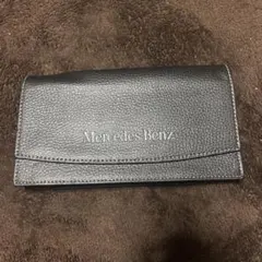 アンティーク古い皮製のメルセデスベンツの車検証入れ アンティーク古い皮製のメルセデスベンツの車検証入れ