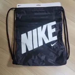 Nike ブラック ナップザック 12L