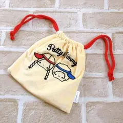新品未使用★サンリオ　Patty&Jimmyふわふわ巾着ポーチ コップ袋にも♬