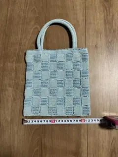 Item thumbnail for item 800a5718-6a69-4fdd-b434-a9e36aa57074