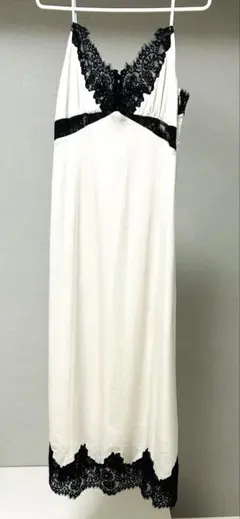 【新品未使用】anuans レース付きロングキャミソールワンピース