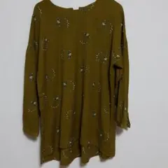 カーキ色刺繍チュニック