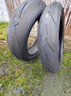 Pirelli スーパーコルサV2 120/70 190/55週末限定 - メルカリ
