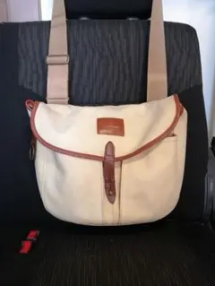 Item thumbnail for item 78e7fb43-1367-4235-a398-f5b6d5565398