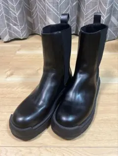 ZARA ボリュームチェルシーブーツ サイズ42 27.5 - メルカリ