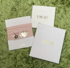 DIOR ノベルティアクセサリー　紐ブレスレットのサムネイル