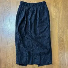 23 【美品】N°21 レースタイトスカート 42 黒 ビジュー付のサムネイル