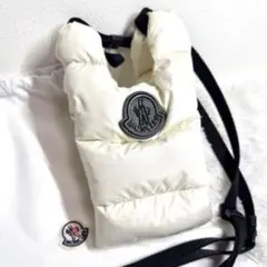 モンクレール ナイロン ショルダーバッグ ロゴ刻印 黒 サコッシュ 美品