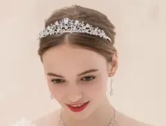 【高品質クリスタル】ウエディング　ティアラ　ヘッドドレス　ブライダル