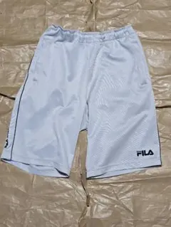 FILA ホワイト ショートパンツ Mサイズ