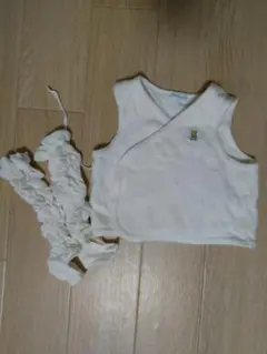 mikihouseベスト&赤ちゃんの城レッグウォーマー