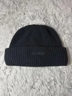 XLARGE ロゴ ショート ビーニー ニット帽 ブラック 黒 刺繍ロゴ 人気