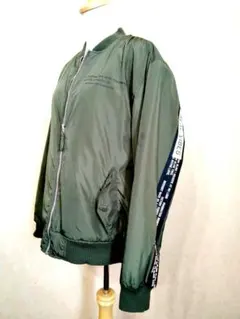 オリーブ MA-1ジャケット REAL VIBES　カーキ